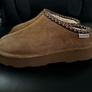 Bearpaw Martis Platform Slippers